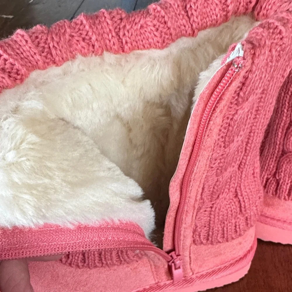 Charming Pink Cable Knit Kids Boots